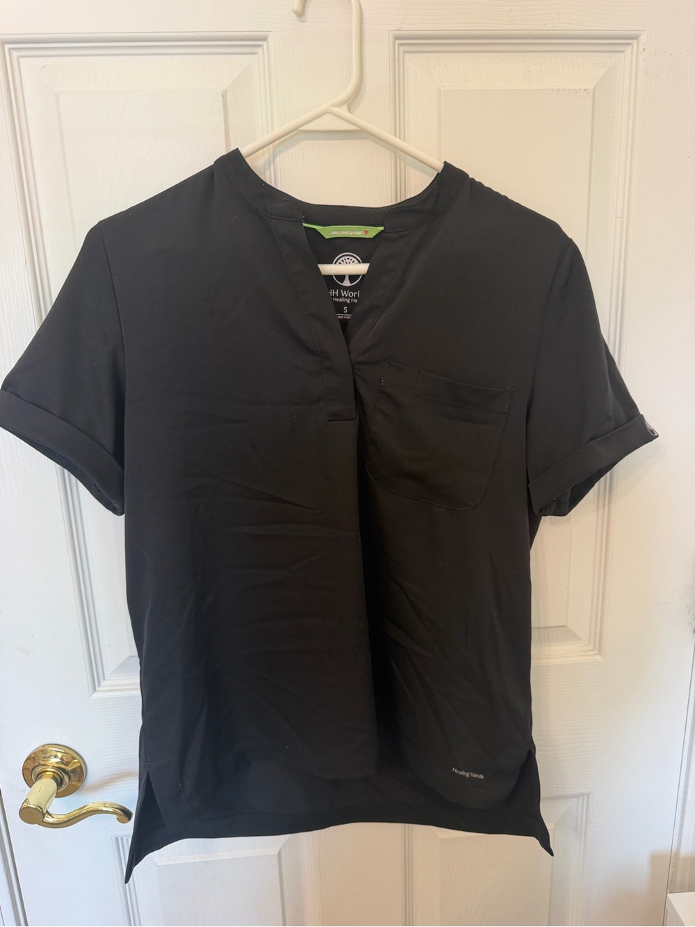 Womens Black scrub Short-Sleeve V-Neck Pocket and pants